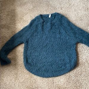 Eyelash material, comfy sweater!